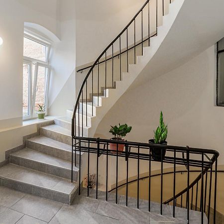 F9 And New F9 Apartment Zagreb Ngoại thất bức ảnh