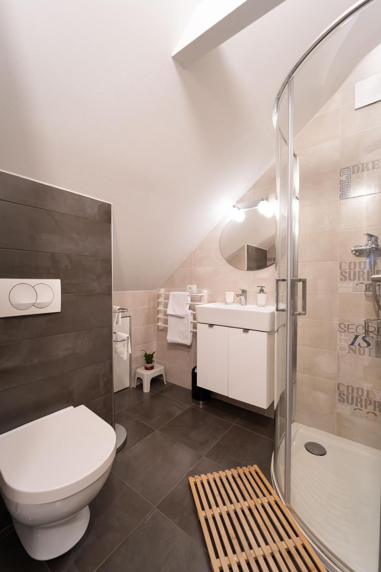 F9 And New F9 Apartment Zagreb Ngoại thất bức ảnh