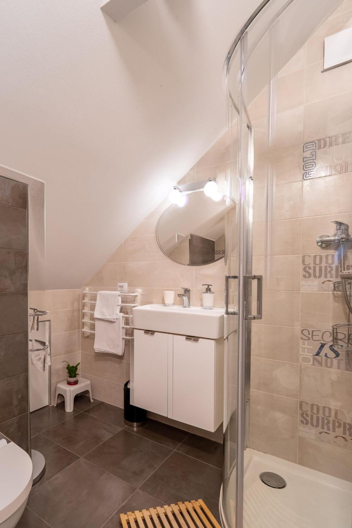 F9 And New F9 Apartment Zagreb Ngoại thất bức ảnh